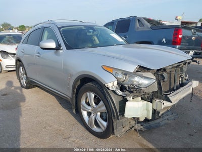 INFINITI FX35 2010