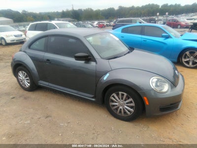 VOLKSWAGEN BEETLE 2012