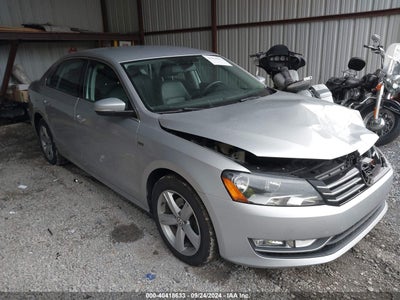 VOLKSWAGEN PASSAT 2015
