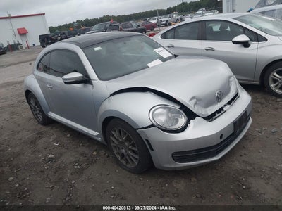 VOLKSWAGEN BEETLE 2012