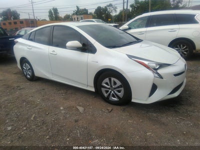 TOYOTA PRIUS 2016