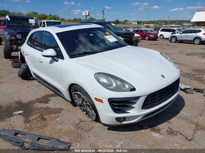 PORSCHE MACAN 2016