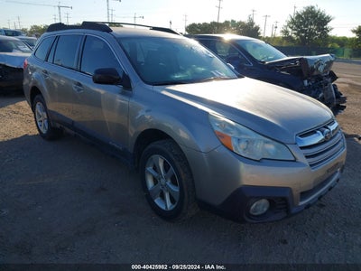 SUBARU OUTBACK 2014