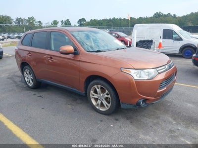 MITSUBISHI OUTLANDER 2014