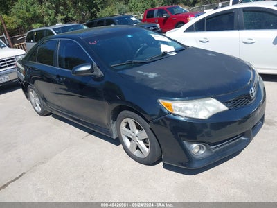 TOYOTA CAMRY 2012