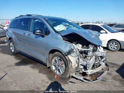 TOYOTA SIENNA 2021