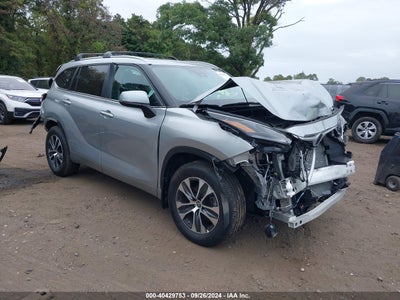 TOYOTA HIGHLANDER 2023