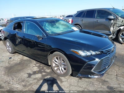 TOYOTA AVALON 2019