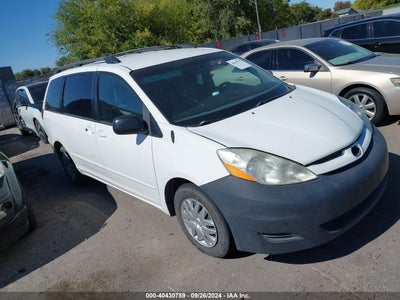 TOYOTA SIENNA 2008
