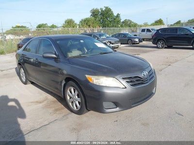 TOYOTA CAMRY 2011