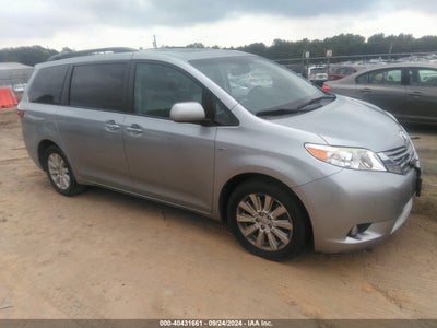 TOYOTA SIENNA 2016