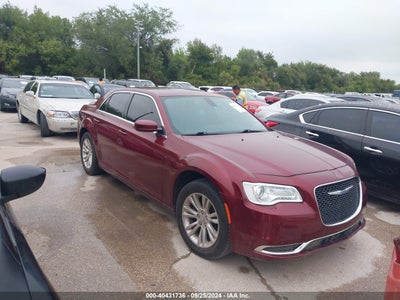 CHRYSLER 300 2017