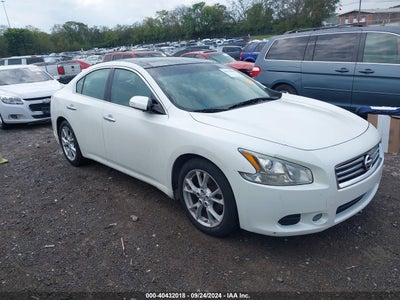 NISSAN MAXIMA 2013