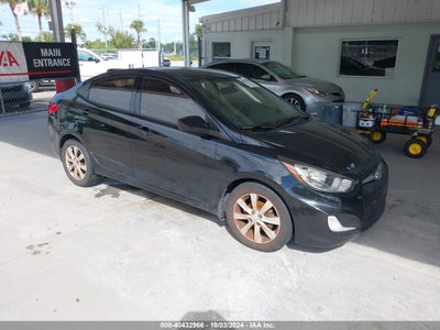 HYUNDAI ACCENT 2012