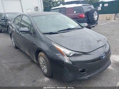 TOYOTA PRIUS 2016