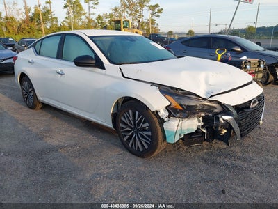 Nissan Altima 2025