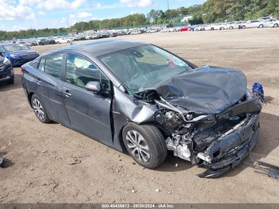 TOYOTA PRIUS 2019