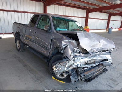 TOYOTA TUNDRA 2001