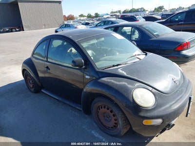 VOLKSWAGEN NEW BEETLE 2000