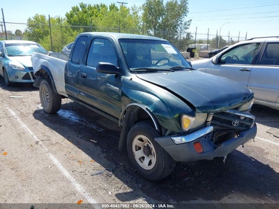 TOYOTA TACOMA 2000