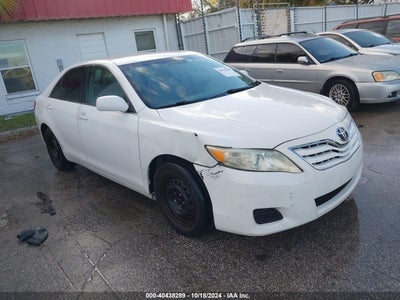 TOYOTA CAMRY 2011