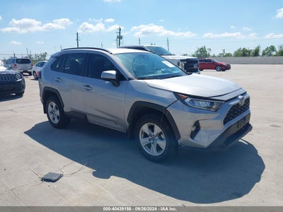 TOYOTA RAV4 2021