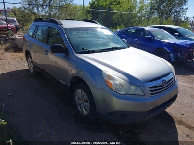 SUBARU OUTBACK 2011