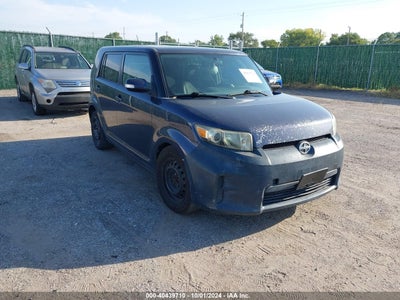 SCION XB 2011
