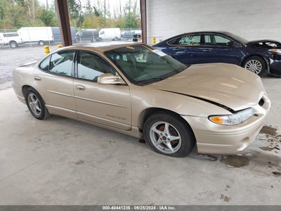 PONTIAC GRAND PRIX 2001