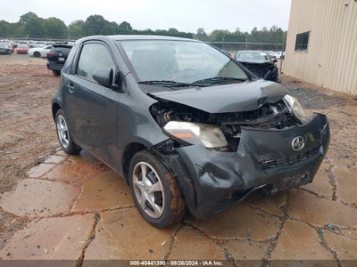 SCION IQ 2012