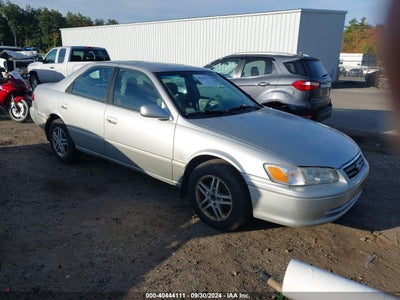 TOYOTA CAMRY 2001