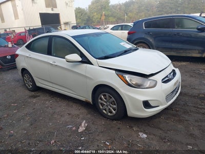 HYUNDAI ACCENT 2012