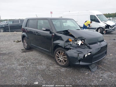 SCION XB 2011