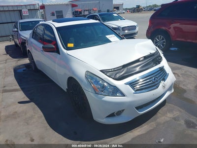 INFINITI Q40 2015