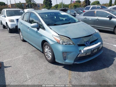 TOYOTA PRIUS PLUG-IN 2012
