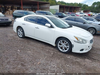 NISSAN MAXIMA 2012