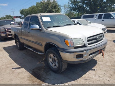 TOYOTA TUNDRA 2001