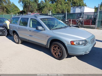 VOLVO XC70 2004