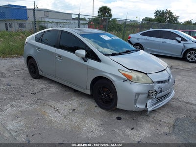 TOYOTA PRIUS 2013