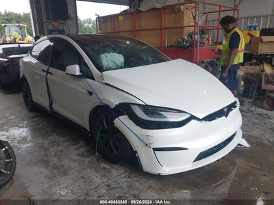 TESLA MODEL X 2023