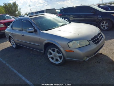 NISSAN MAXIMA 2001