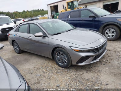 HYUNDAI ELANTRA HYBRID 2025