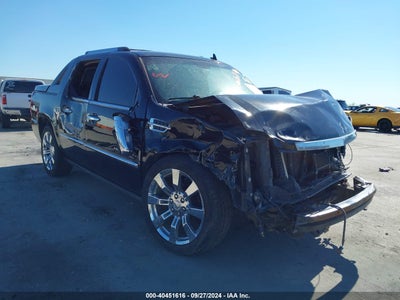 CADILLAC ESCALADE EXT 2011