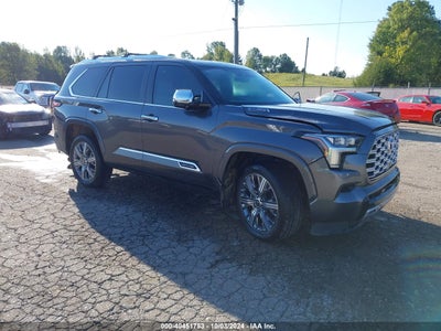 TOYOTA SEQUOIA 2024