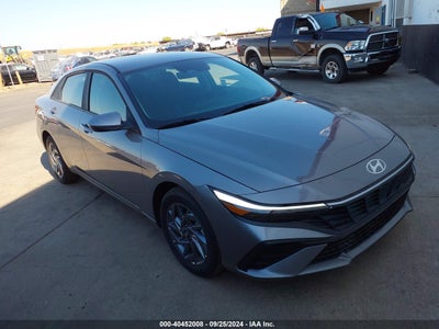 HYUNDAI ELANTRA HYBRID 2024