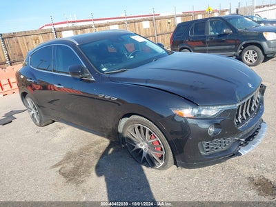MASERATI LEVANTE 2017