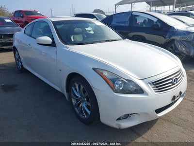 INFINITI JOURNEY 2014