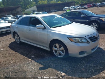 TOYOTA CAMRY 2011