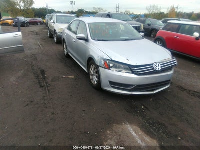 VOLKSWAGEN PASSAT 2014