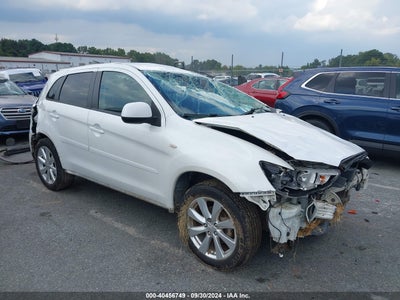 MITSUBISHI OUTLANDER SPORT 2015